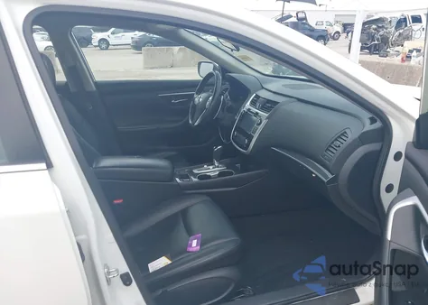 2018 Nissan Altima 2.5 Sr from USA, damaged, VIN 1N4AL3AP0JC235383